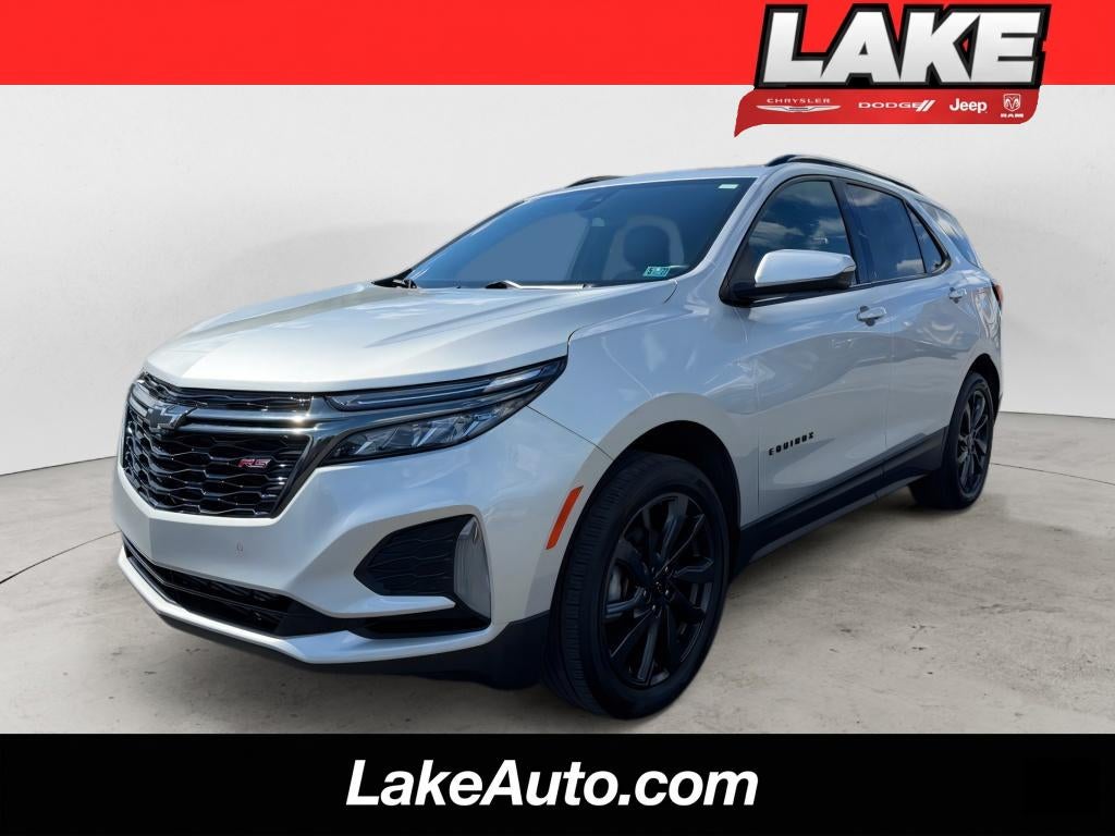 2022 Chevrolet Equinox RS in Silver Ice Metallic — front three-quarter view