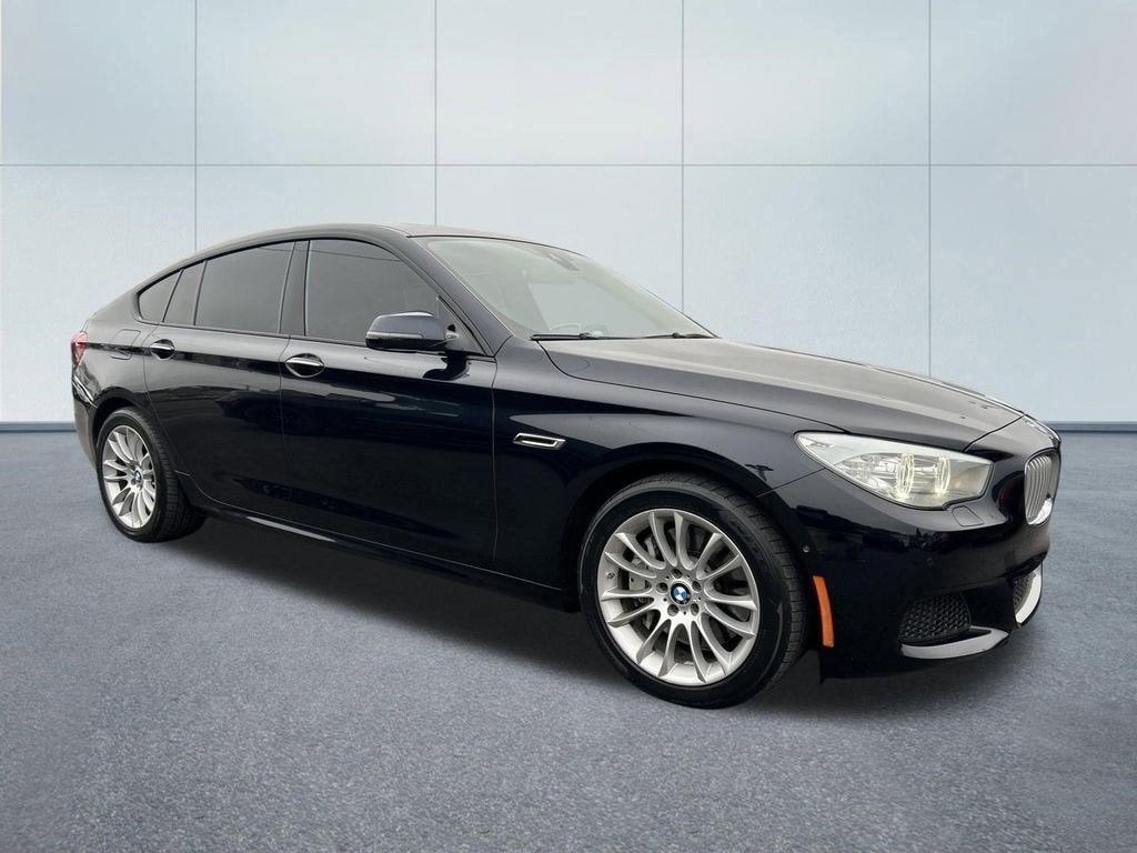 2017 BMW 5 series — side profile view