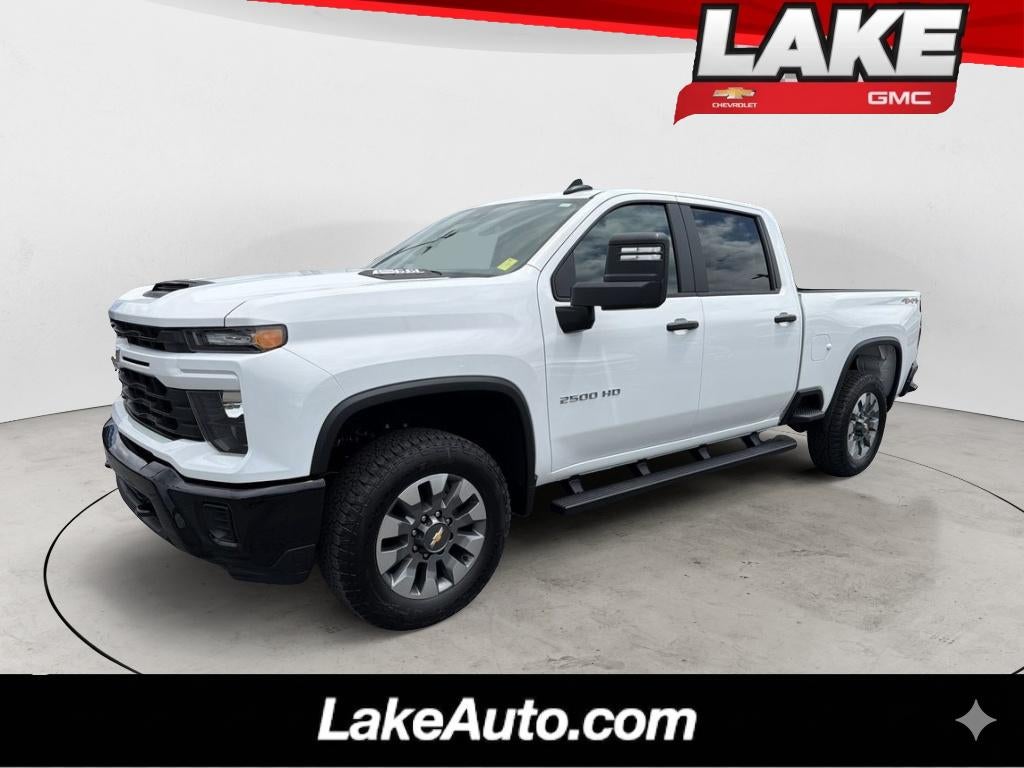 2026 Chevrolet Silverado 2500 HD Custom in Summit White — front three-quarter view